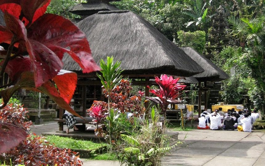 pura batukaru bali