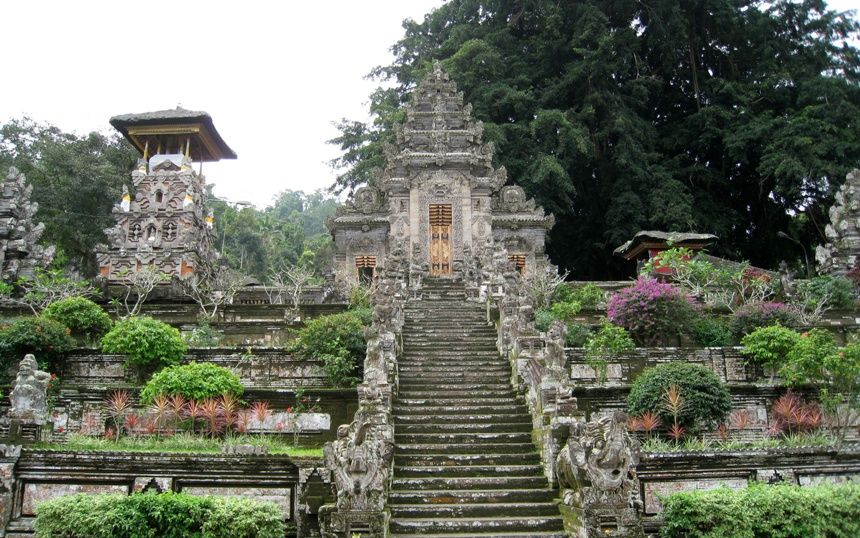 temple pura kehen bali